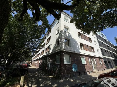 * Anlageobjekt * Gepflegte 2-Zimmer-Wohnung über den Dächern von Harburg
