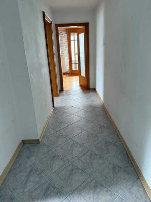 Seltene Gelegenheit - 2-Zimmer-Maisonette-Wohnung mit Balkon in Neumarkt-St. Veit