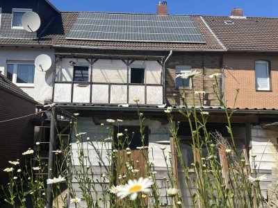 KARSTEN IMMOBILIEN ermöglicht Ihnen: Reihenmittelhaus auf der Suche nach Handwerker - in Stadthagen