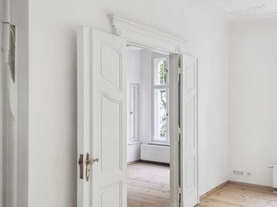 Vermietete 4-Zi.-Altbauwohnung mit 2 Stellplätzen und 2 Balkonen in Potsdam nahe Park Sanssouci