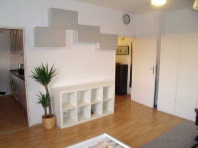Bezugsfrei * tolles Apartment am Nauener Platz Berlin Mitte - ohne Makler
