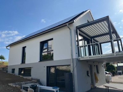 Hochwertige 2 Zimmerwohnung mit Südterrasse - in ruhiger  Aussichtslage