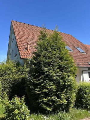 Lichtdurchflutetes Einfamilienhaus in bester Lage mit Garage