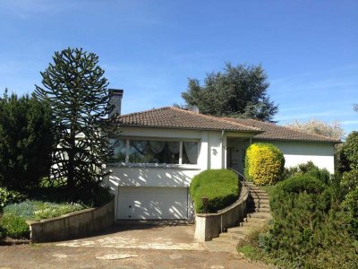 Repräsentativer Bungalow zum Leben und Wohlfühlen