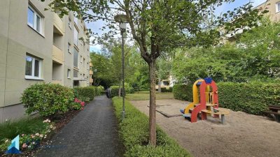Ruhig. Zentral. Vielseitig. 3-Zimmer-Wohnung mit smartem Grundriss und zwei Balkonen im Münchfeld