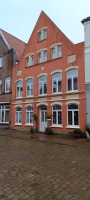 Sanierte 2,5-Zimmer-Maisonettewohnung aus der Gründerzeit 1621 in Friedrichstadt