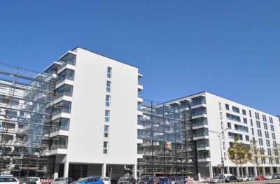 Neuwertige 1-Zimmer-Wohnung mit Balkon, TG-Stellplatz und EBK in München-Laim