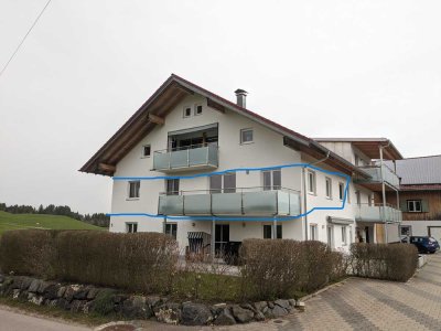 4-Zi-Wohnung mit neuer EBK, grosser Balkon, schöne ruhige sonnige Lage