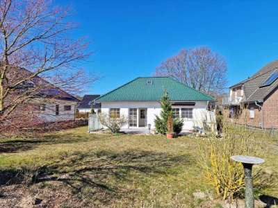 Einfamilienhaus mit Blick ins Grüne und großzügigem Grundstück im Seebad Zempin