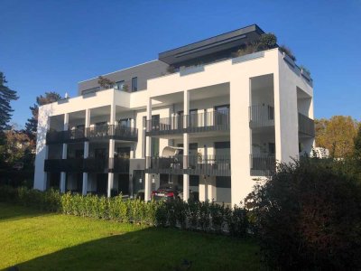 Stilvolle, geräumige 3-Zimmer-Wohnung mit Balkon und EBK in Bonn