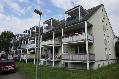 Charmante Maisonettewohnung mit 2 Balkonen und PKW-Stellplatz