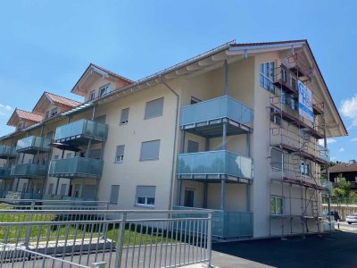 Raubling-Kirchdorf: charmante 2-Zimmer-Single-Wohnung mit Balkon