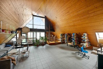 Zimmer im tollen Dachgeschoss // Room in a charming maisonette apartment