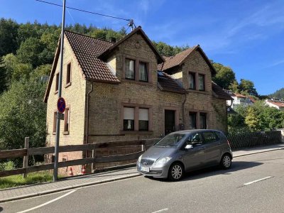 Idyllische 72qm 3ZKB Altbau Wohnung in Heidelberg, kernsaniert, viel Liebe zum Detail