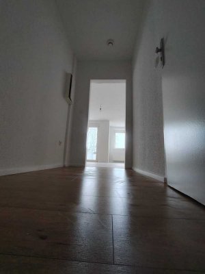 Schöne 1 - Zimmer Wohnung mit Aufzug und Balkon in Hamm