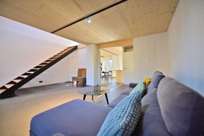 Erstbezug - teilmöbliert - Maisonettewohnung mit Balkon