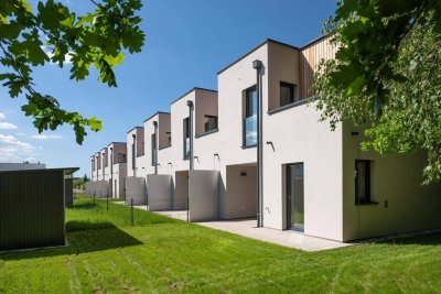 Provisionsfrei! In der Gartenstadt Kremserberg! Freifinanzierte Reihenhäuser! Bezugsfertig!