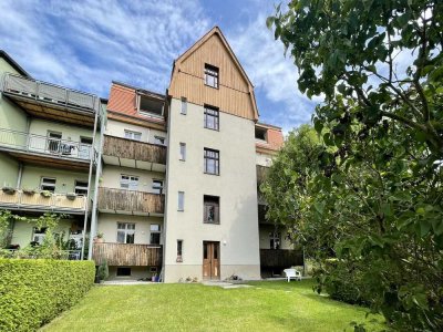 Sonnige Aussichten im 2. Stock: Gepflegte 2-Zimmer-Wohnung mit Südbalkon