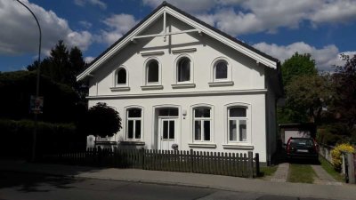 Exklusive, vollständig renovierte 2,5-Raum-Maisonette-Wohnung in Kellinghusen