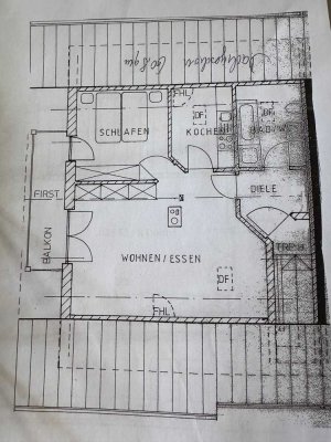 Helle 2-Zimmer-Dachgeschosswohnung mit Balkon in ruhiger Lage in Piding