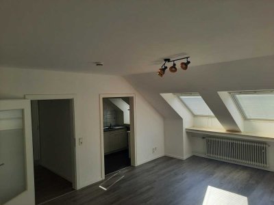 freundliche 2-Zimmer Dachgeschosswohnungen im Bielefelder Westen