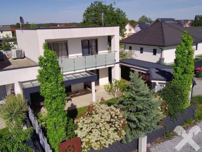 Neuwertiges Wohnhaus in bevorzugter Wohnlage