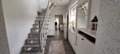 Modernisierte 4,5-Zimmer-Doppelhaushälfte in Wettmar