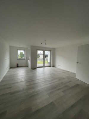 Hochwertig kernsanierte Wohnung: Zwei sonnige Balkone, modernes Bad und Erstbezug!