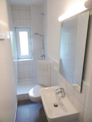 Kriemhildstr. 13, E M - Schöne 2-Zimmer Wohnung mit Tageslichtbad