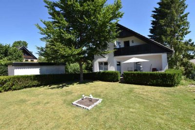 Schönes Zweifamilienhaus mit Einliegerwohnung in ruhiger Lage
