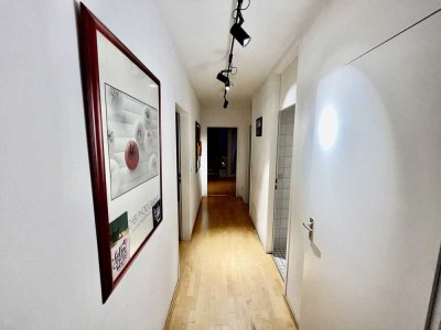 Schön geschnittene 2-Zimmerwohnung im Lehel!