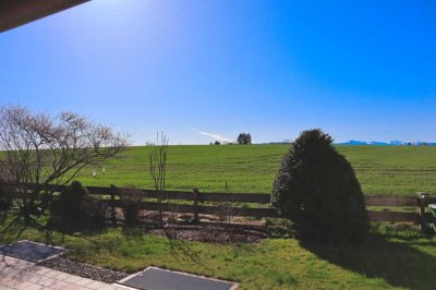 ***Weitblick in die Berge*** Doppelhaushälfte mit wunderschönen Garten und Sonnenterasse