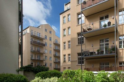 "Frei-werdende 4-Zimmer Wohnung im historischen Ringmessehaus"