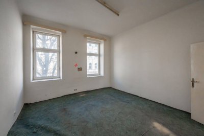 ++KOPP++ sanierungsbedürftige 1-Zimmer Altbau-Wohnung in toller Lage!