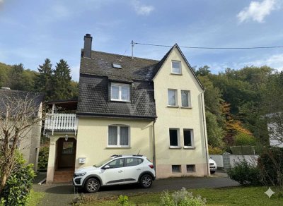 Einzugsbereites Einfamilienhaus zur Miete in Idar-Oberstein!!!