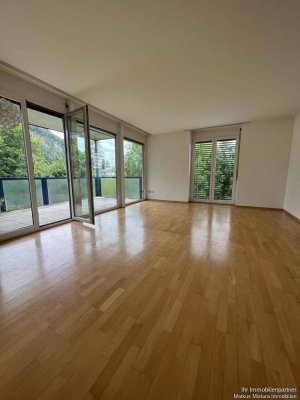 Herrlicher Ausblick - großzügige Wohnung - mit wunderbarer Terrasse - im Grünen - fantastisch für die Kid`s