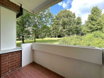 Helle, geräumige 1 Zimmerwohnung mit Balkon!