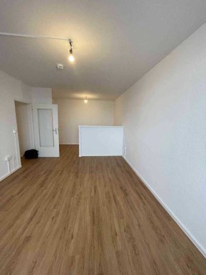 Moderne 2-Raumwohnung mit Dusche und Balkon!
