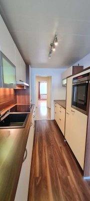 3-Zimmer-Wohnung mit verglaster Loggia in zentraler Lage von Plochingen.