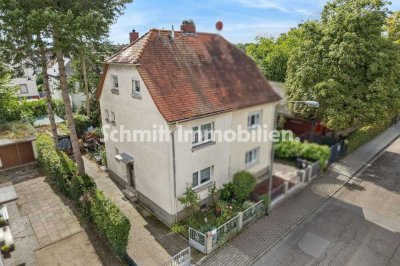 Doppelhaushälfte mit Garten in gefragter Schwanheimer Wohnlage