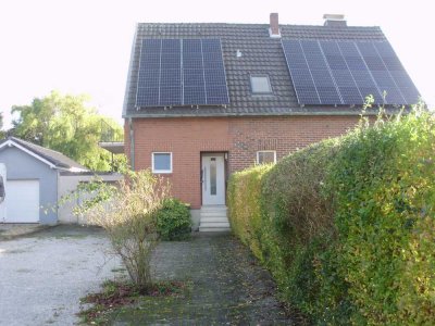 freistehendes Einfamilienhaus aus den 50-igern mit Erweiterungsanbau in Jülich-Selgersdorf