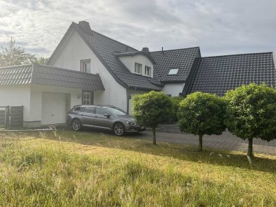Attraktive Doppelhaushälfte 110 qm am Patthorster Wald