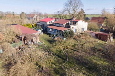 Viel Platz: Gepflegte Doppelhaushälfte mit Garten in Penkun