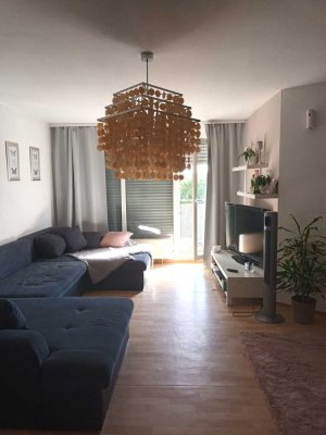 Schöne DG-Wohnung mit toller Aussicht zu vermieten