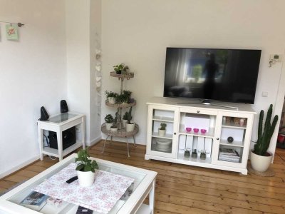 ***NETTE MIETER GESUCHT-SCHÖNE 2 ZIMMER ALTBAUWOHNUNG***