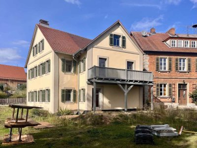Einfamilienhaus mit Ausbaupotential in idyllischer Lage mit unverb