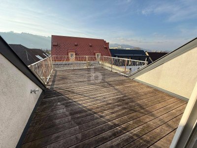 SONNIGER WOHNHIT MIT DACHTERRASSE