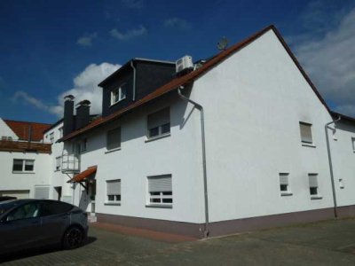 ! PROVISIONSFREI ! Großzügige 3,5 Zimmer-ETW mit PKW-Stellplatz