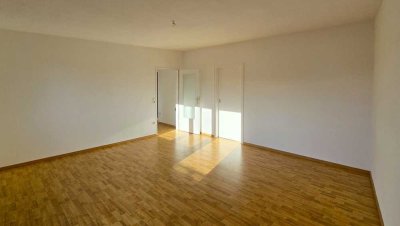 Helles 3-Zimmer-Penthouse mit zwei Terrassen und Weitblick über Aschaffenburg
