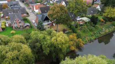 Absolute Rarität: Großzügiges Zweifamilienhaus mit direktem Emszugang!